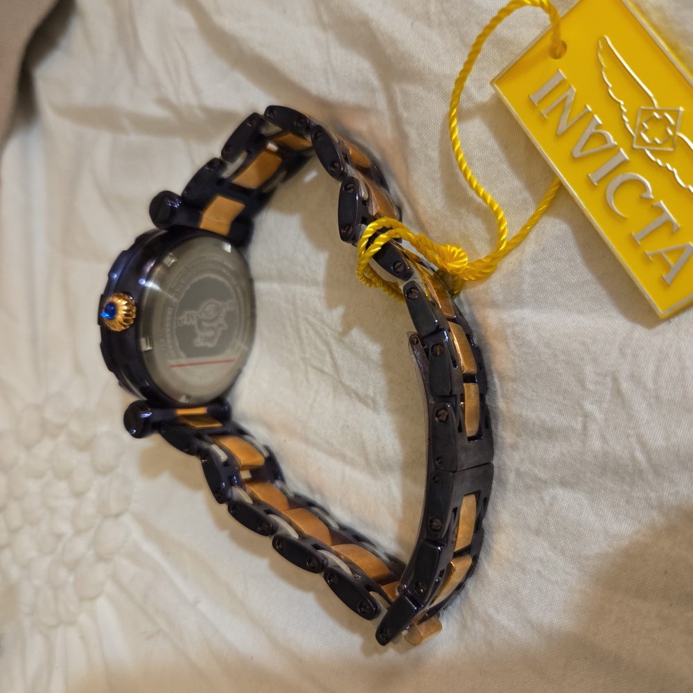 Lady Invicta watch - Picture 3 of 3